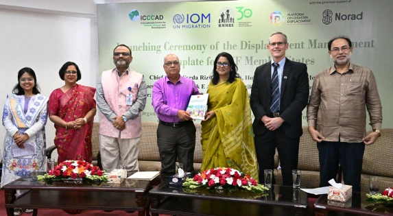 ঢাকা বিশ্ববিদ্যালয়ে ‘অভ্যন্তরীণ বাস্তুচ্যুতি ব্যবস্থাপনা টেমপ্লেট’ উদ্বোধন